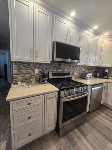 155-30 102nd Street, Howard Beach, NY 11414