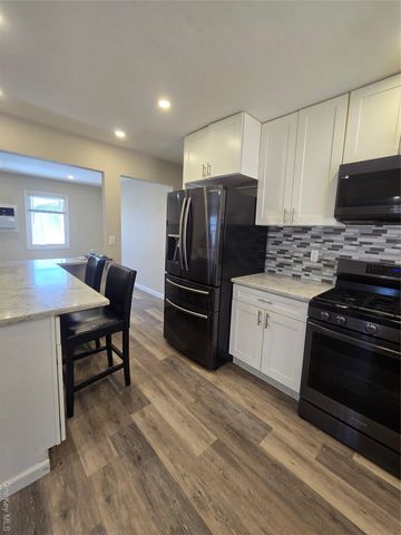 155-30 102nd Street, Howard Beach, NY 11414