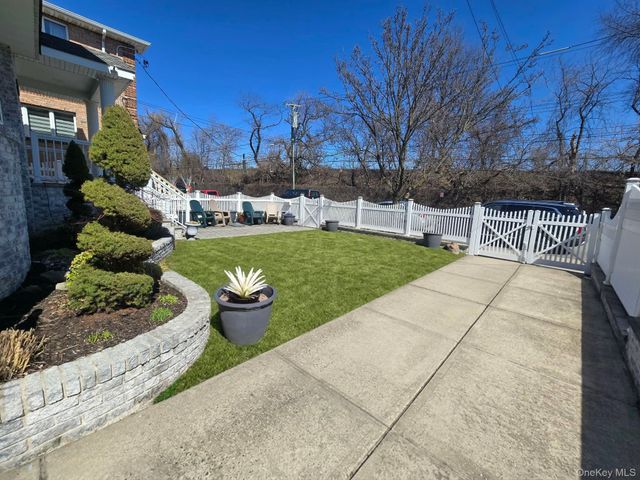 155-30 102nd Street, Howard Beach, NY 11414