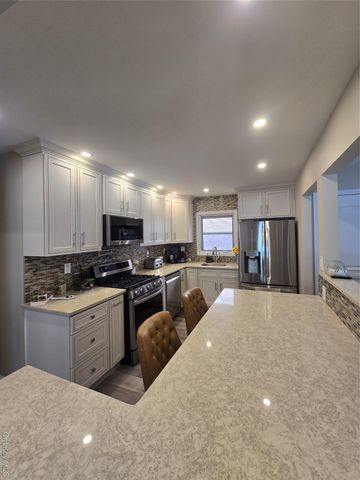 155-30 102nd Street, Howard Beach, NY 11414