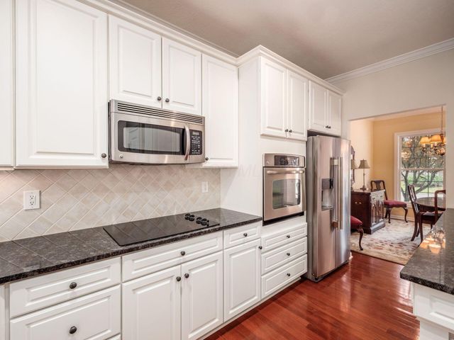 210 Tinley Park Circle, Delaware, OH 43015