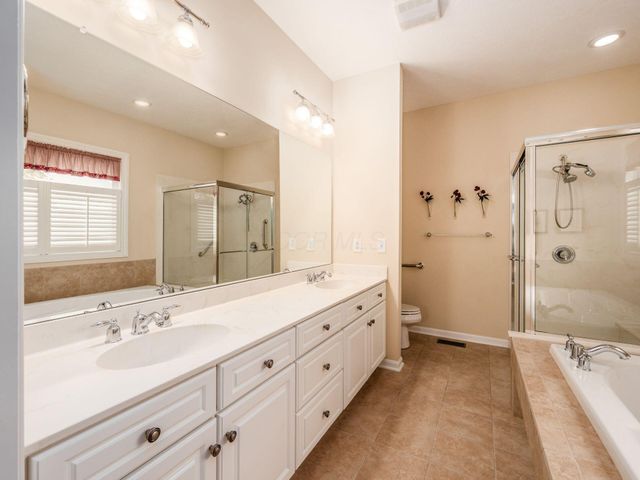 210 Tinley Park Circle, Delaware, OH 43015