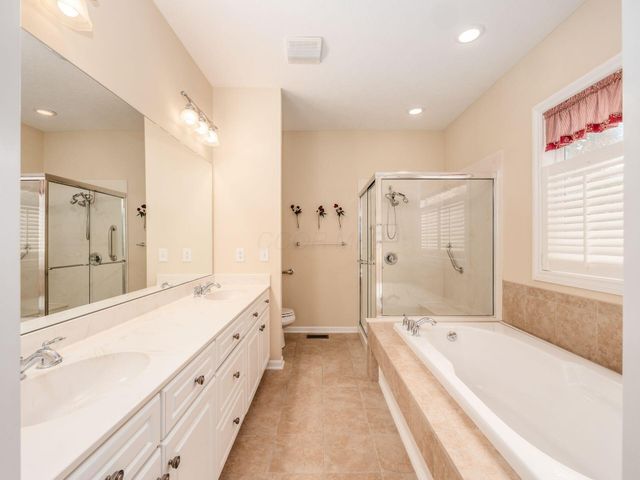 210 Tinley Park Circle, Delaware, OH 43015