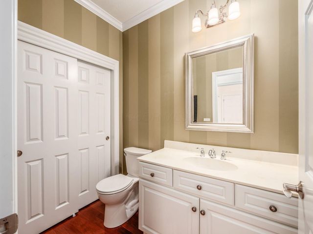 210 Tinley Park Circle, Delaware, OH 43015