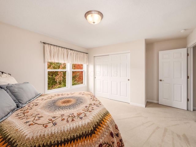 210 Tinley Park Circle, Delaware, OH 43015