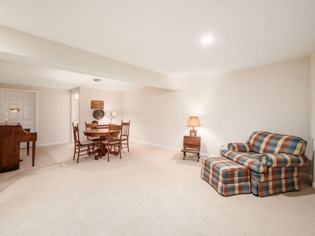 210 Tinley Park Circle, Delaware, OH 43015