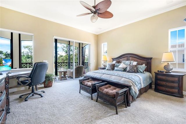 2826 Tiburon BLVD E 103, Naples, FL 34109