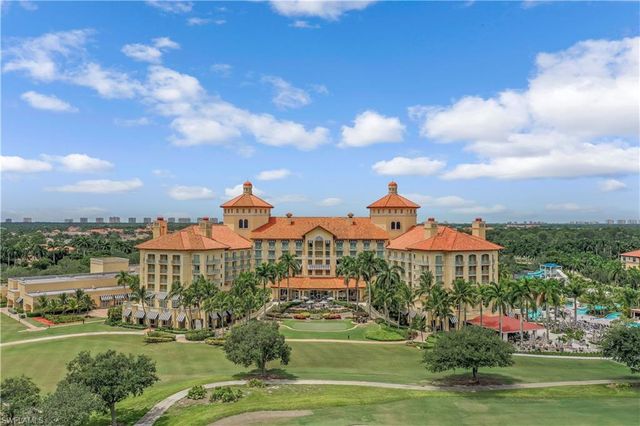 2826 Tiburon BLVD E 103, Naples, FL 34109