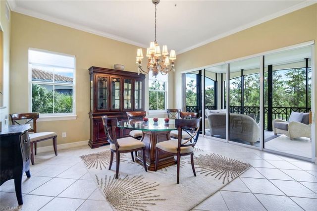 2826 Tiburon BLVD E 103, Naples, FL 34109