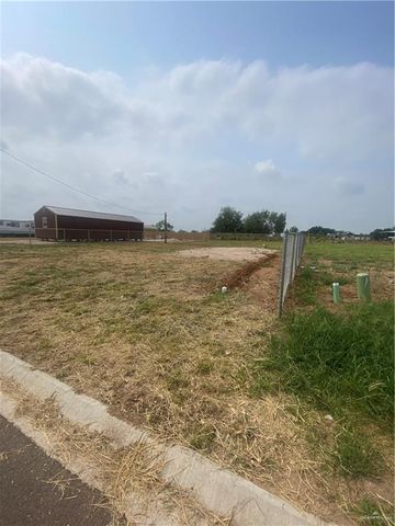 4664 Steamboat Drive, Edinburg, TX 78542