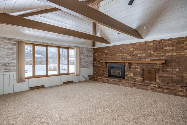 524 MICHAEL STREET, Combined Locks, WI 54113