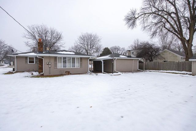 524 MICHAEL STREET, Combined Locks, WI 54113