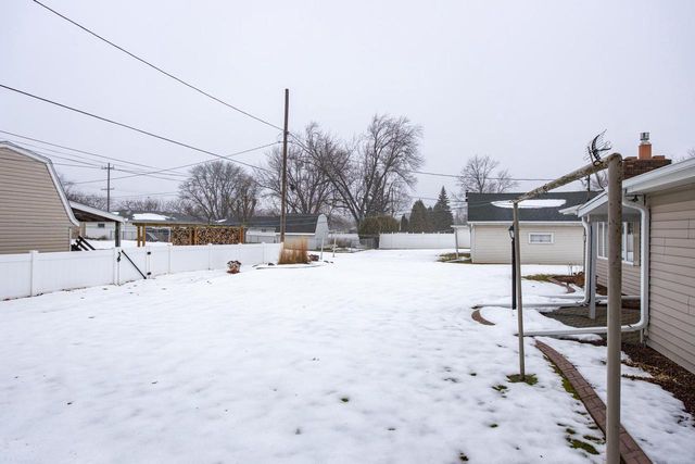 524 MICHAEL STREET, Combined Locks, WI 54113