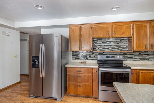 524 MICHAEL STREET, Combined Locks, WI 54113