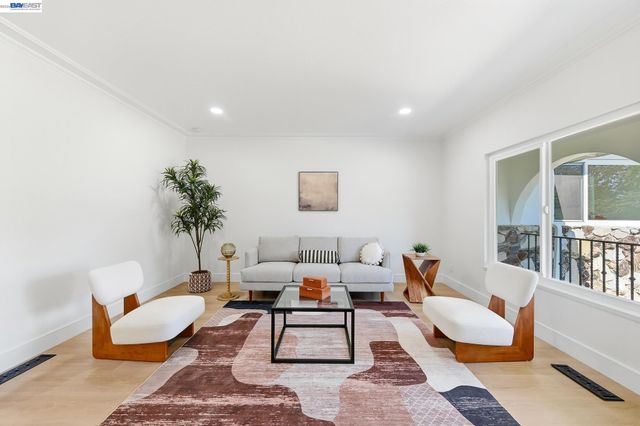 540 Hamilton Way, Pleasanton, CA 94566