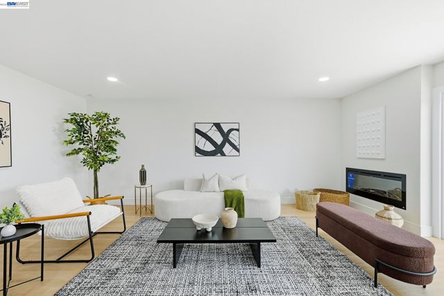 540 Hamilton Way, Pleasanton, CA 94566