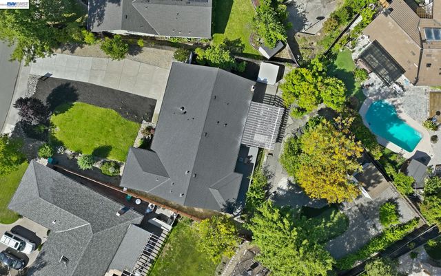 540 Hamilton Way, Pleasanton, CA 94566