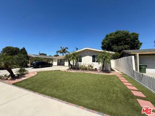 16429 Bryant Street, North Hills, CA 91343