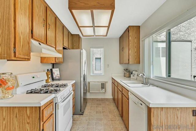 10805 Camino Ruiz 36, San Diego, CA 92126