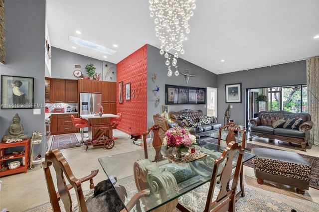 21248 Harbor Way 243-24, Aventura, FL 33180