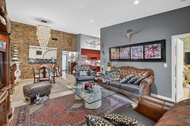 21248 Harbor Way 243-24, Aventura, FL 33180