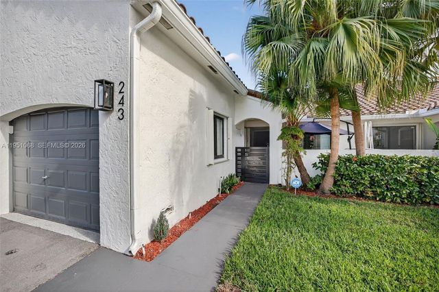 21248 Harbor Way 243-24, Aventura, FL 33180