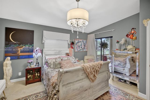 21248 Harbor Way 243-24, Aventura, FL 33180