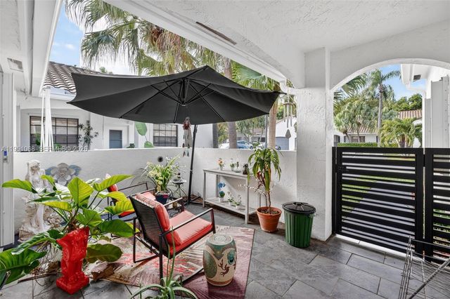 21248 Harbor Way 243-24, Aventura, FL 33180