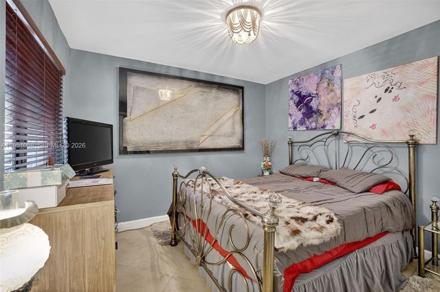 21248 Harbor Way 243-24, Aventura, FL 33180