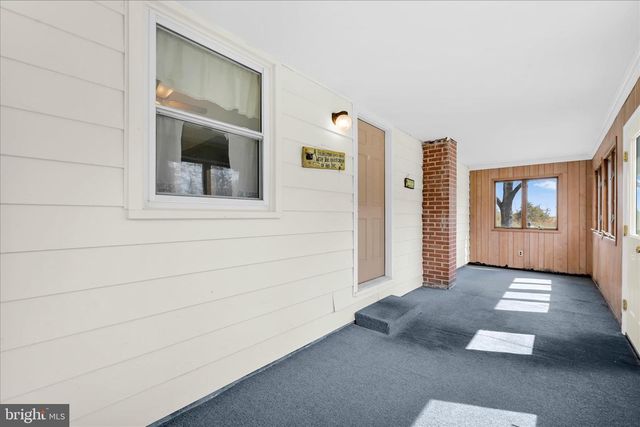 417 MOUNT ZION RD, Carlisle, PA 17015