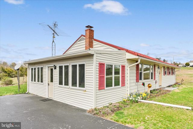 417 MOUNT ZION RD, Carlisle, PA 17015