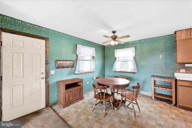 417 MOUNT ZION RD, Carlisle, PA 17015