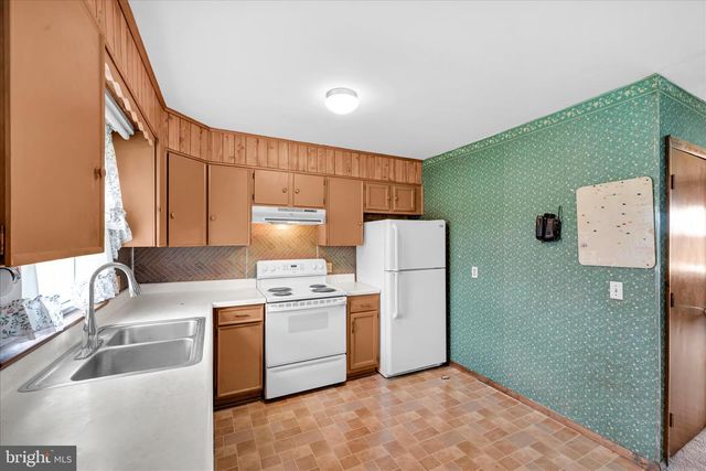 417 MOUNT ZION RD, Carlisle, PA 17015