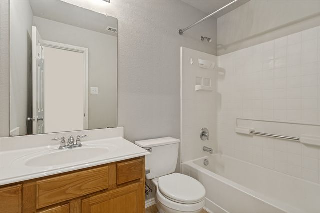 1817 Heron Drive, Aubrey, TX 76227