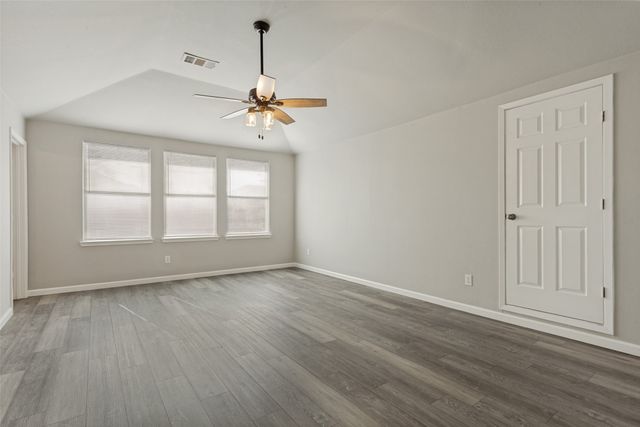 1817 Heron Drive, Aubrey, TX 76227