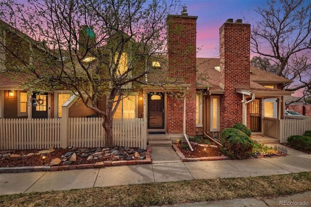 4316 S Blackhawk Way, Aurora, CO 80015