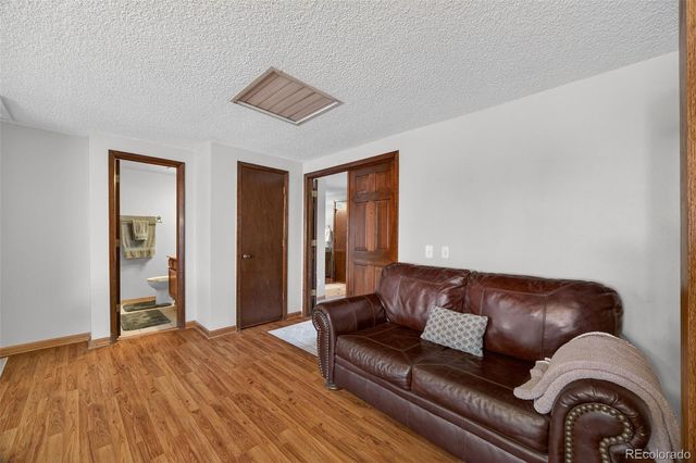 4316 S Blackhawk Way, Aurora, CO 80015