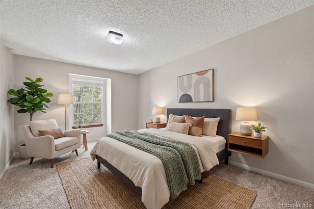 4316 S Blackhawk Way, Aurora, CO 80015