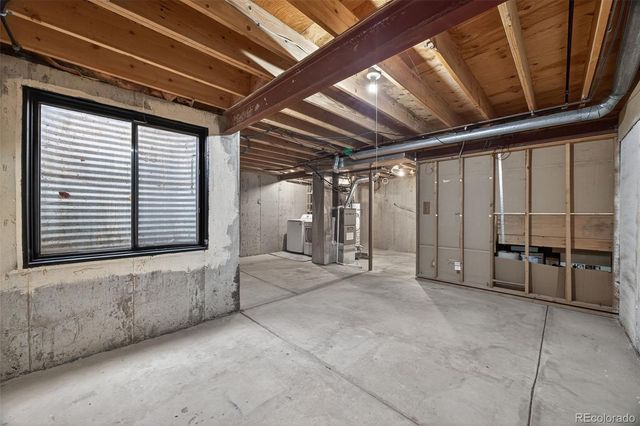 4316 S Blackhawk Way, Aurora, CO 80015