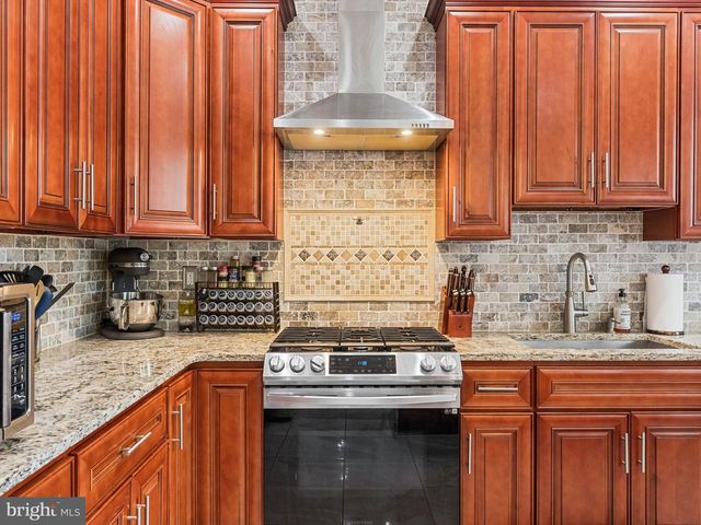 4243 PENN ST, Philadelphia, PA 19124