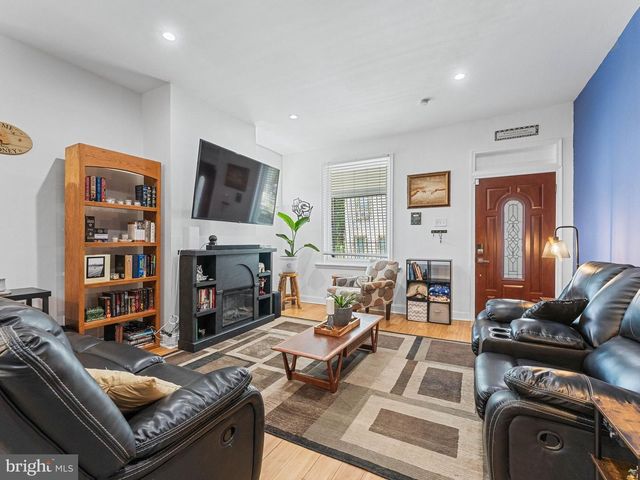 4243 PENN ST, Philadelphia, PA 19124