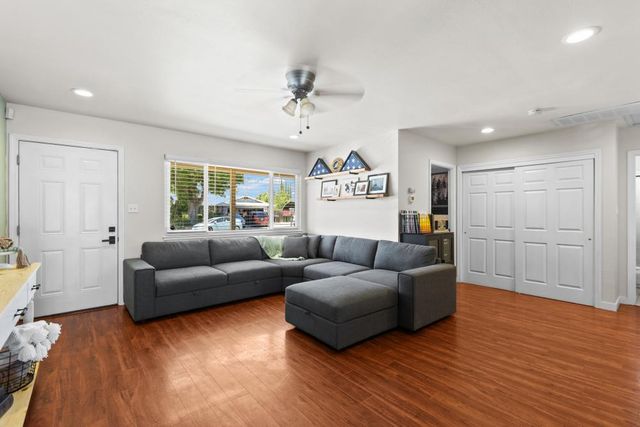 2101 Kellogg Way, Rancho Cordova, CA 95670
