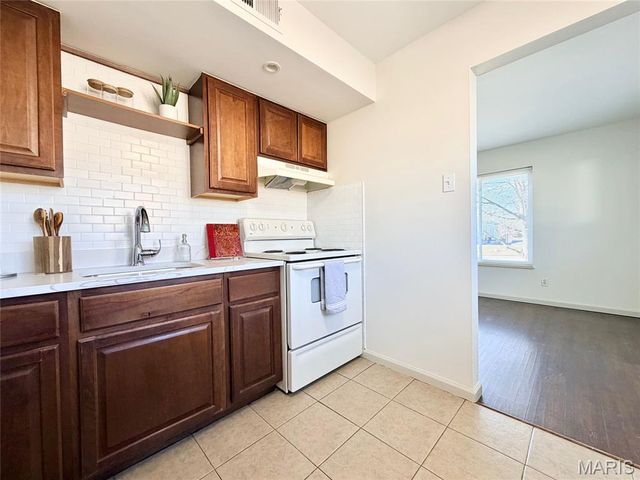 7500 Morganford Road 1A, St Louis, MO 63116