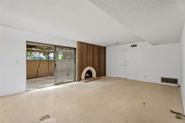 10042 Sprit Circle, Huntington Beach, CA 92646