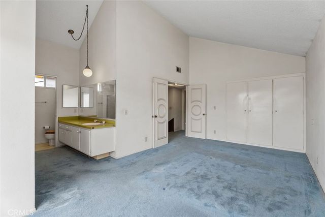 10042 Sprit Circle, Huntington Beach, CA 92646