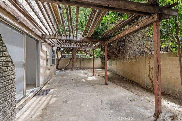 10042 Sprit Circle, Huntington Beach, CA 92646