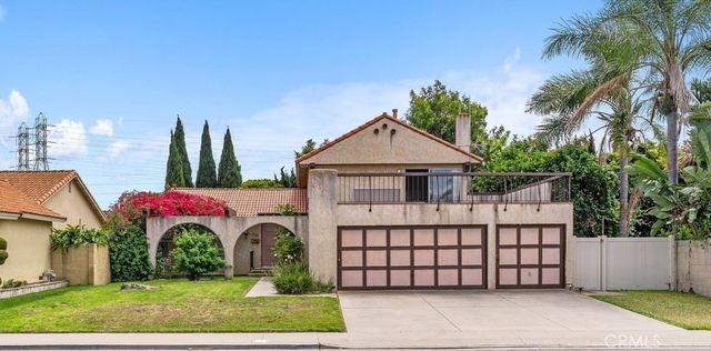 10042 Sprit Circle, Huntington Beach, CA 92646