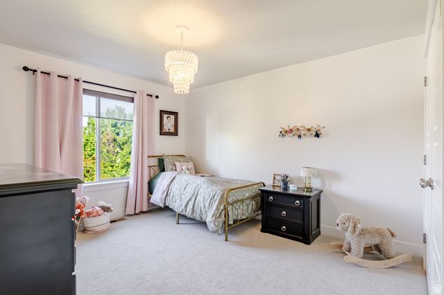 579 S 850 E, River Heights, UT 84321