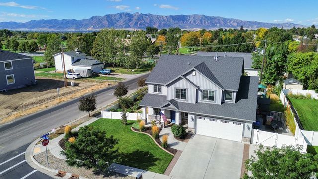 579 S 850 E, River Heights, UT 84321