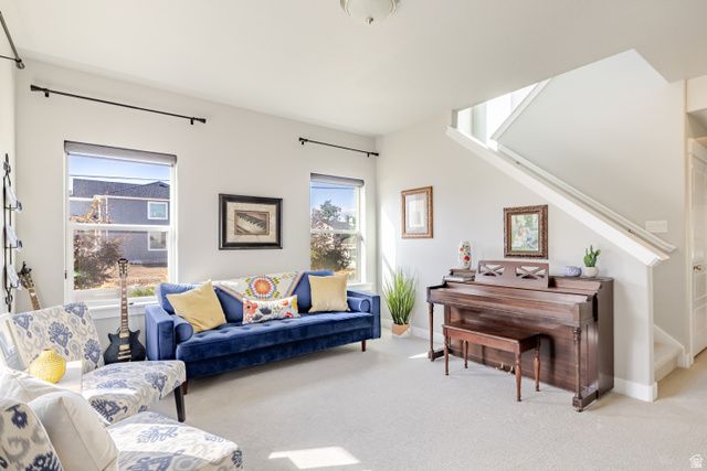 579 S 850 E, River Heights, UT 84321